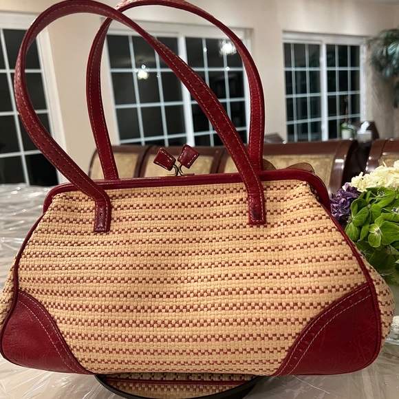 Vintage Isabella Fiore Floral Appliqué Woven Handbag – Unique Statement Bag - Picture 3 of 10